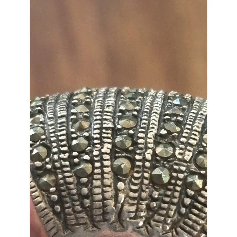 VINTAGE STERLING SILVER 925  MARCASITE RING  9.5 Grams Size 7.25
